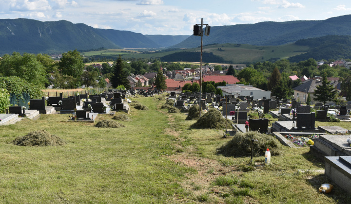 Oznam - kosenie cintorína